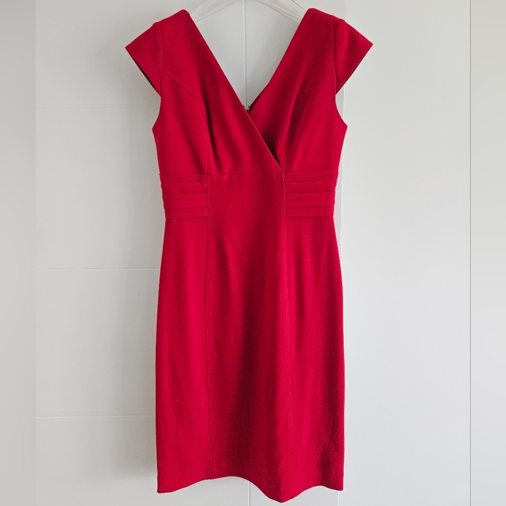 🎉 Red Sheath Dress Sz S 4 6 V Neck Cap Sleeve Elegant Le Chateau - Picture 4 of 11